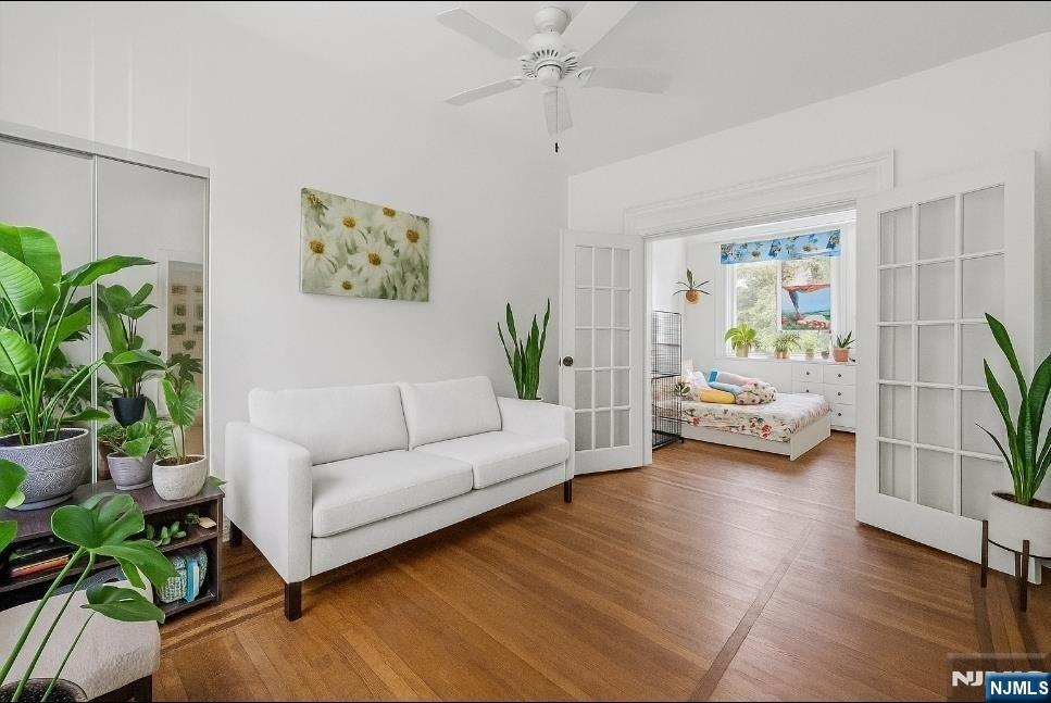 Property for Sale at 74 Storms Avenue, Jersey City, New Jersey - Bedrooms: 5 
Bathrooms: 3 
Rooms: 12  - $642,000
