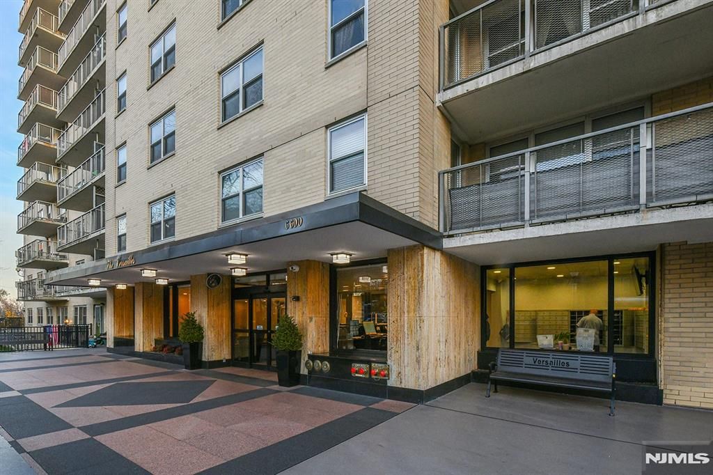 Photo of 6600 Boulevard East #22J, West New York, NJ 07093 (MLS # 25026107)