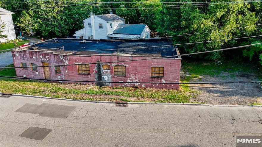 Property Will Be Sold As-Is. Property Is In Flood Zone. No Heating or Cooling Available on property. Buyer Responsible For Due Diligence on the permitted uses for the property, and CO/CCO or any town certificates, documents, or requirements in order to close. Cash Buyers Only. Seller and Listing agent make no representations on what the permitted uses are for the property.