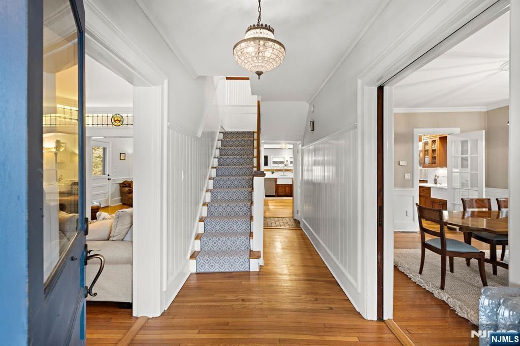 Photo of 12 Midwood Road, Glen Rock, NJ 07452 (MLS # 26006208)