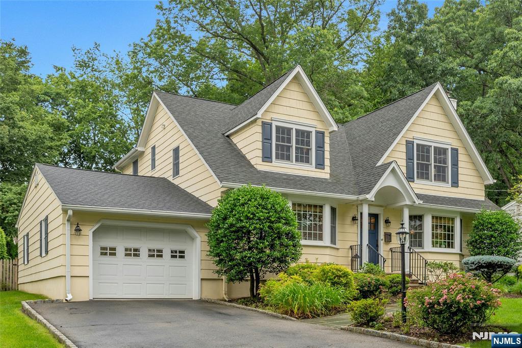 52 Kenmore Place