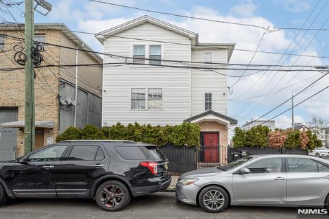 Photo of 56 Lentz Avenue, Newark, NJ 07105 (MLS # 26008317)