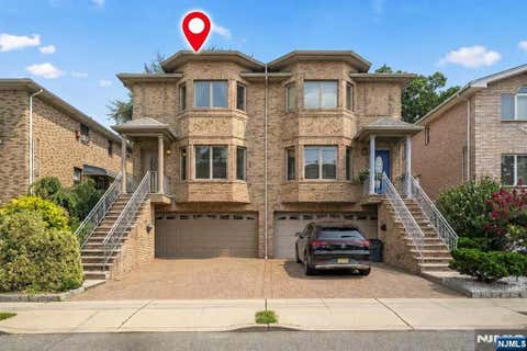 Photo of 233 Knox Avenue #C0001, Cliffside Park, NJ 07010 (MLS # 26029945)