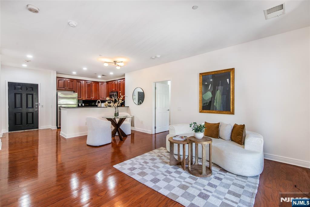 7400 River Road 302