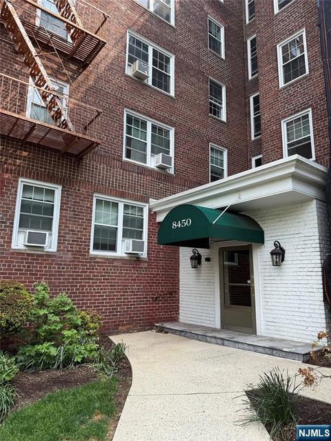 8450 Boulevard East 4C North Bergen NJ 07047