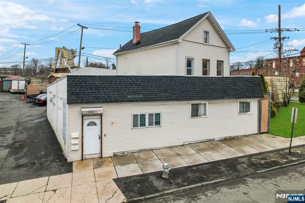 384 Glenwood Avenue
