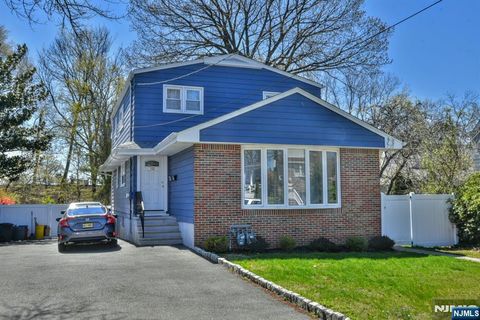 Photo of 200 Prospect Ave #1, Maywood, NJ 07607 (MLS # 26003395)