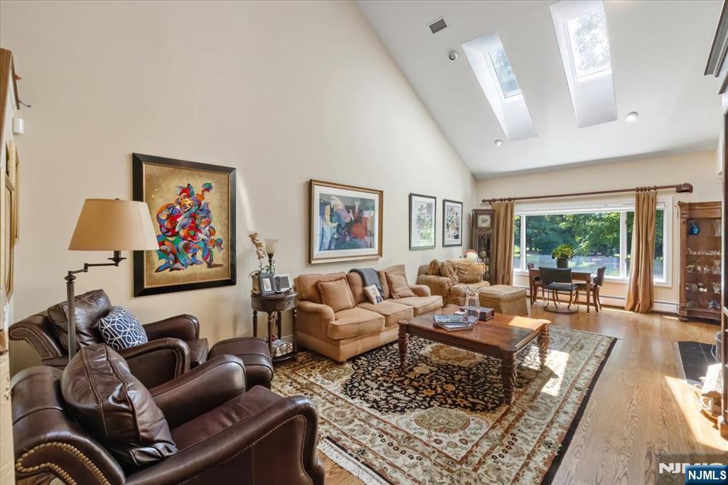 844 Hemlock Court T169