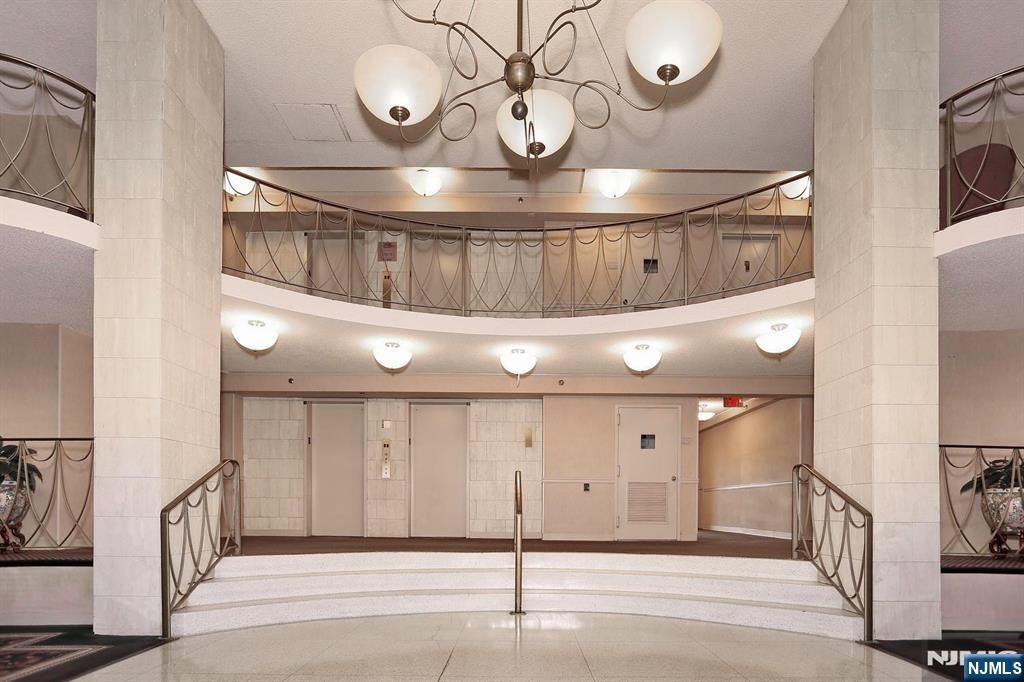 160 Overlook Avenue 4C