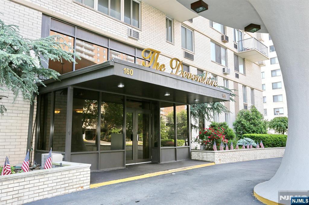 160 Overlook Avenue 4C