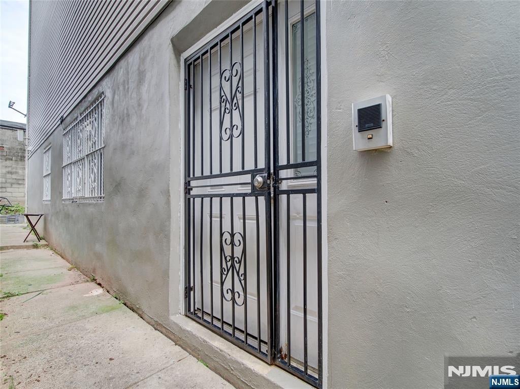 114-116 2nd Street