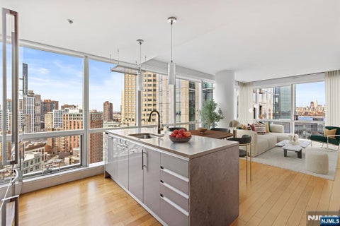 Photo of 77 Hudson Street #2303, Jersey City, NJ 07302 (MLS # 26030759)