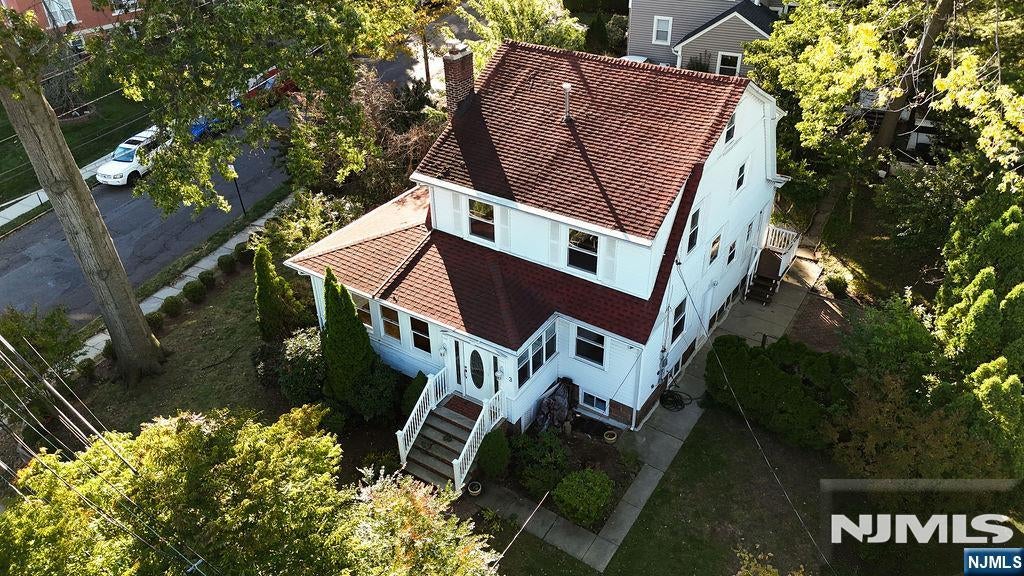 3 Hillside Avenue