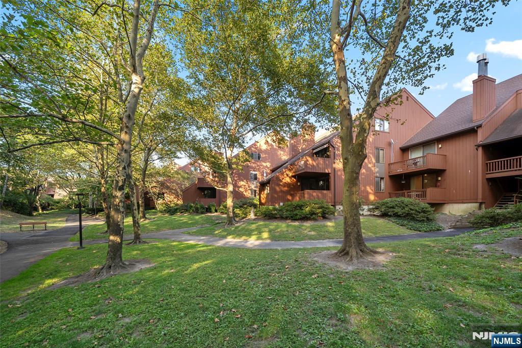 611 Sanderling Court