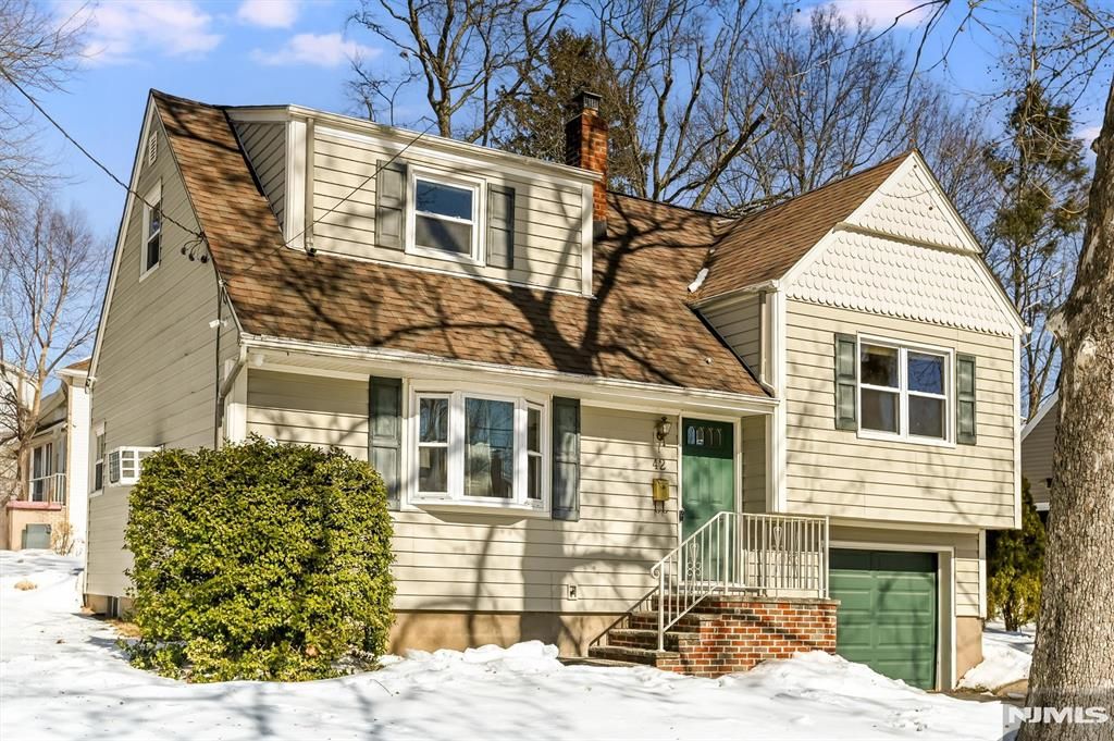 Photo of 42 Lenox Avenue, Dumont, NJ 07628 (MLS # 26003538)