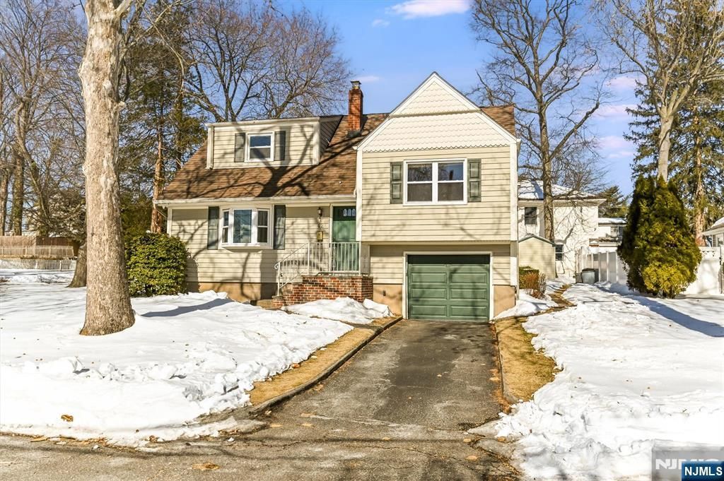 Photo of 42 Lenox Avenue, Dumont, NJ 07628 (MLS # 26003538)