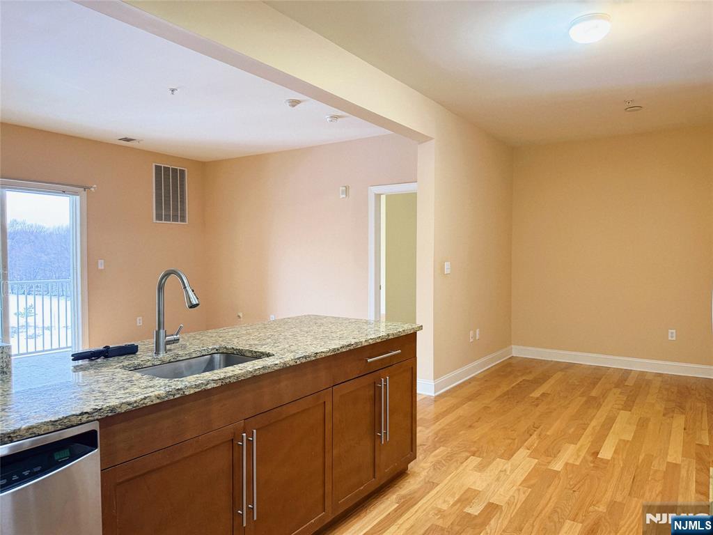 1305 Windsor Park Court 305