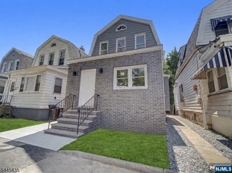 94 Washington Avenue