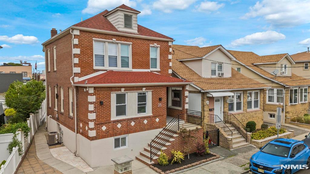 25 Hamilton Ave 2, Fairview, New Jersey - 2 Bedrooms  
2 Bathrooms  
3 Rooms - 