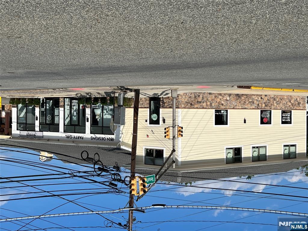 37 Riveredge Road