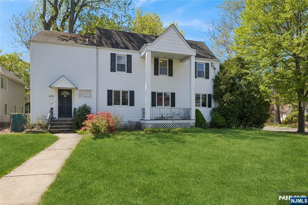 Property for Sale at 478 W Englewood Avenue, Teaneck, New Jersey - Bedrooms: 5 
Bathrooms: 3 
Rooms: 9  - $1,100,000