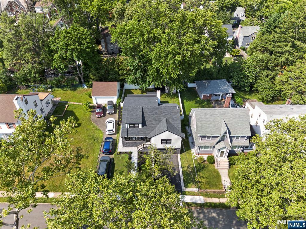 15 Elberta Road