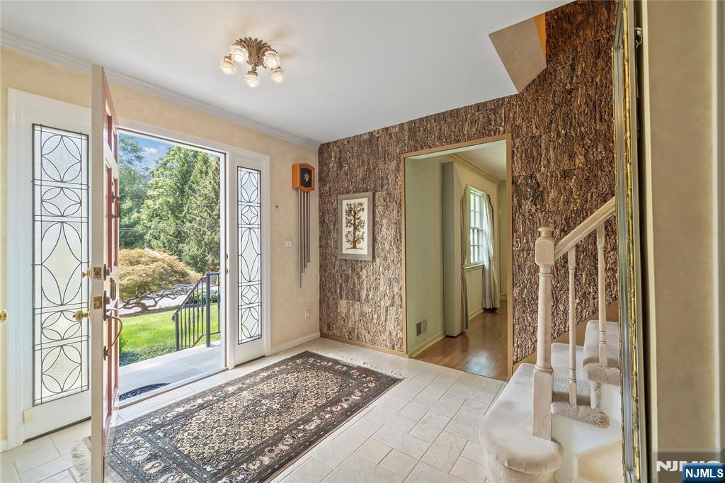 710 Tulip Place