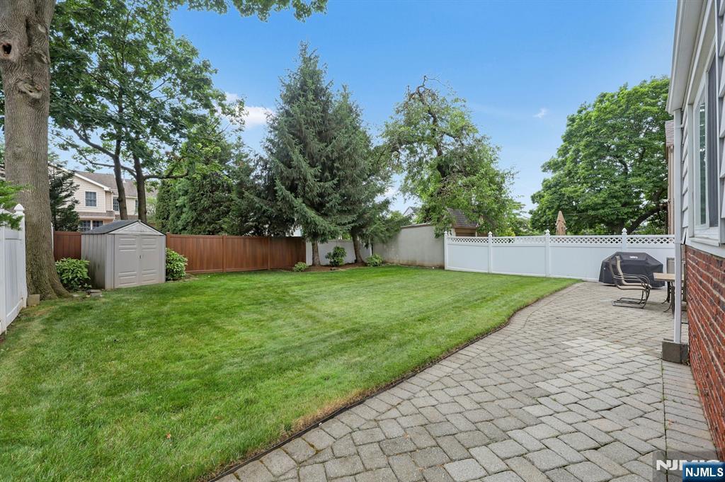 Hasbrouck Heights, New Jersey 07604, United States, 3 Bedrooms Bedrooms, ,2 BathroomsBathrooms,Residential,Active,166456