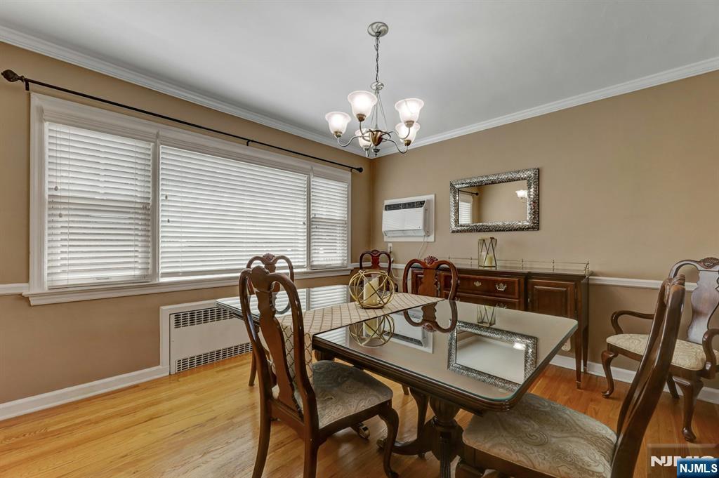 Hasbrouck Heights, New Jersey 07604, United States, 3 Bedrooms Bedrooms, ,2 BathroomsBathrooms,Residential,Active,166456