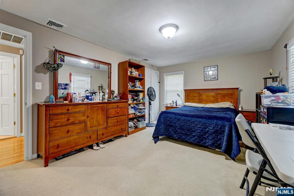 Hasbrouck Heights, New Jersey 07604, United States, 3 Bedrooms Bedrooms, ,2 BathroomsBathrooms,Residential,Active,166456