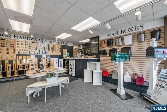 10 W Prospect Street 1