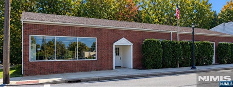 Photo of 300 Saint Nicholas Avenue #Store, Haworth, NJ 07641 (MLS # 26038721)