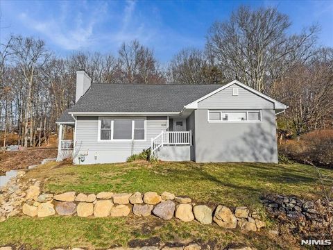 1286 Westbrook Road West Milford NJ 07480