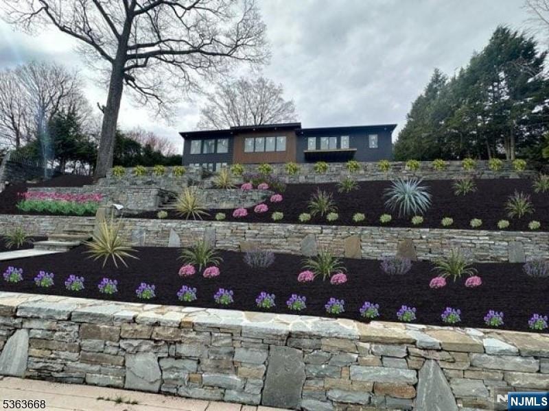12 Rocky Point Road