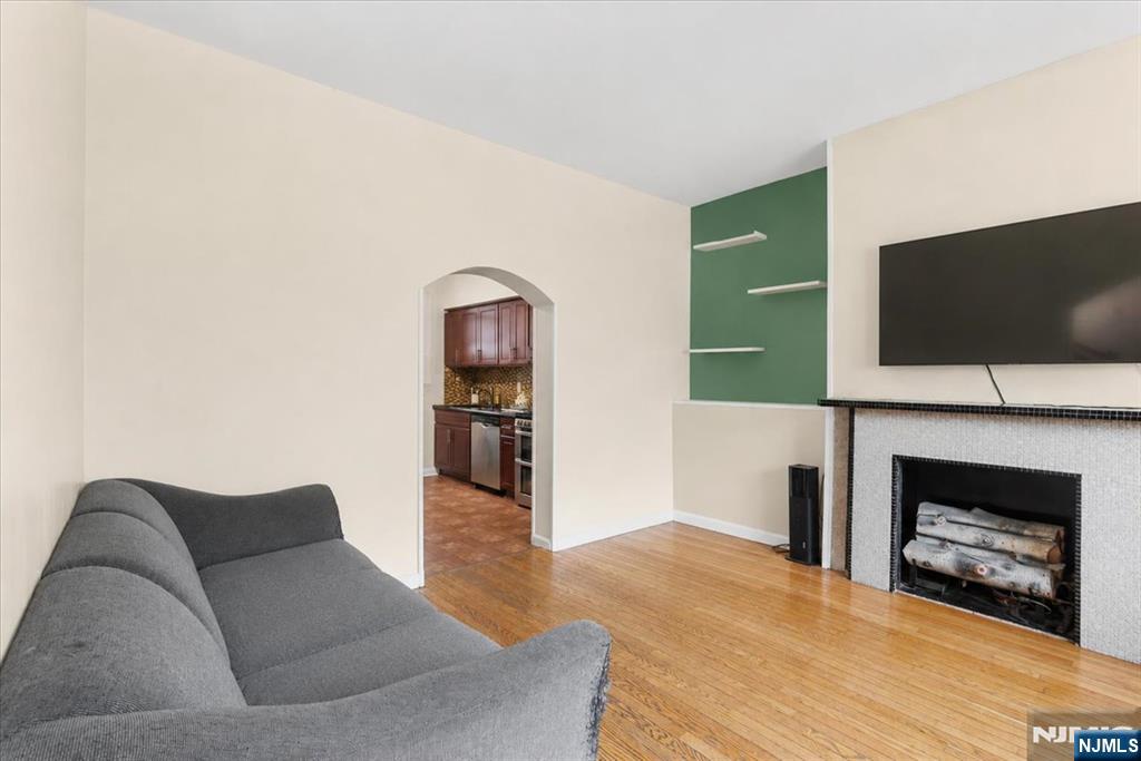 1009 Paterson Plank Road