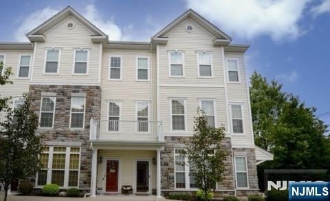 Photo of 5 Holly Ln, Garfield, NJ 07026 (MLS # 26040423)