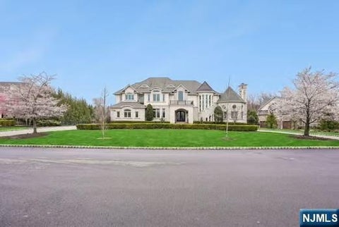 Photo of 56 Force Hill Road, Livingston, NJ 07039 (MLS # 26019579)