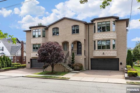 338 Coolidge Avenue Fort Lee NJ 07024