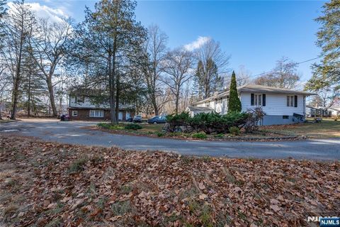 276 Garden Road Pompton Lakes NJ 07442