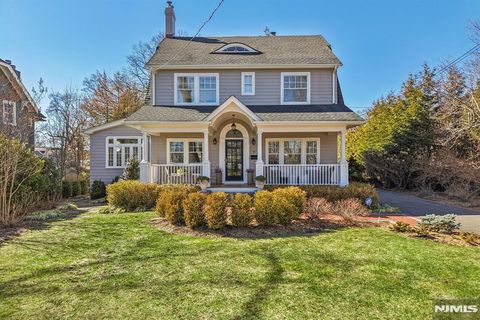 Photo of 80 Crest Road, Ridgewood Village, NJ 07450 (MLS # 26004144)