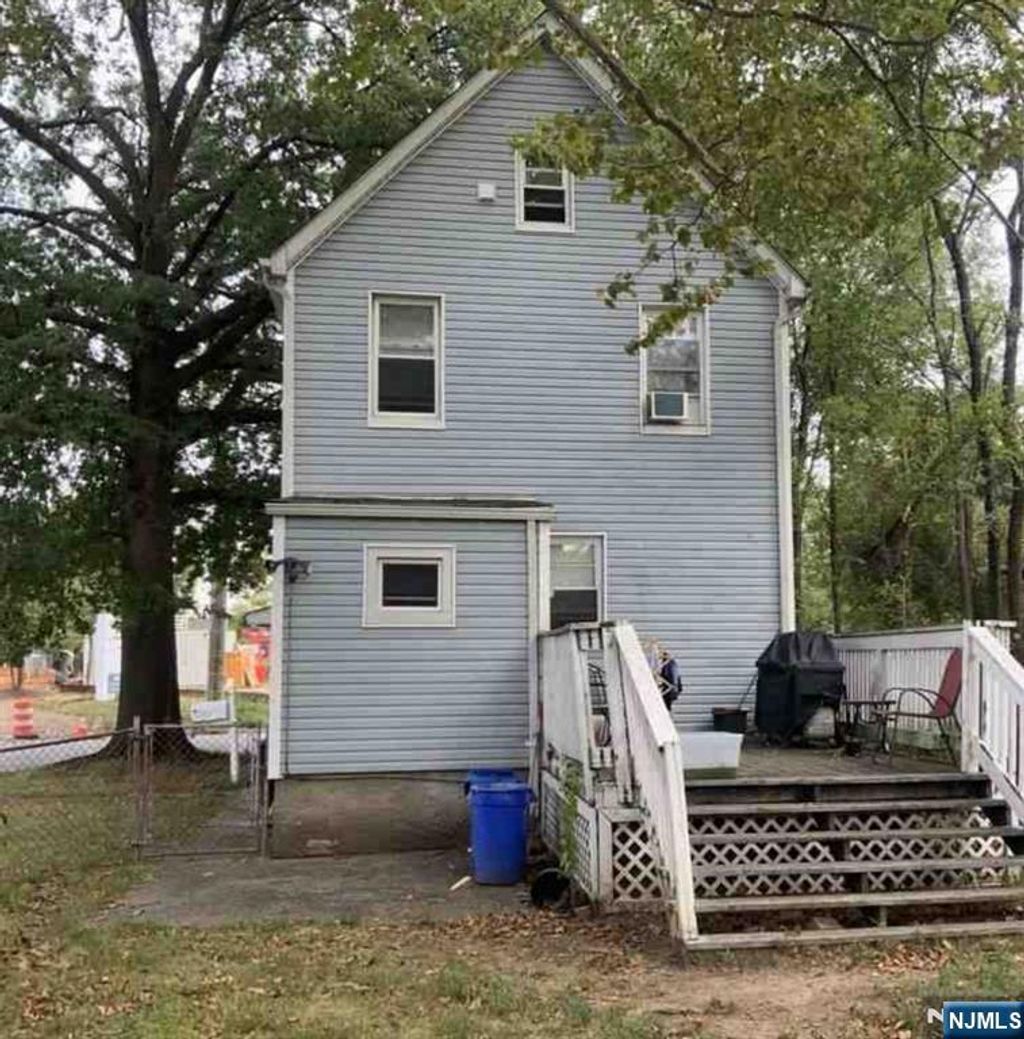 Photo of 547 Church Street, Ridgefield, NJ 07657 (MLS # 25035249)