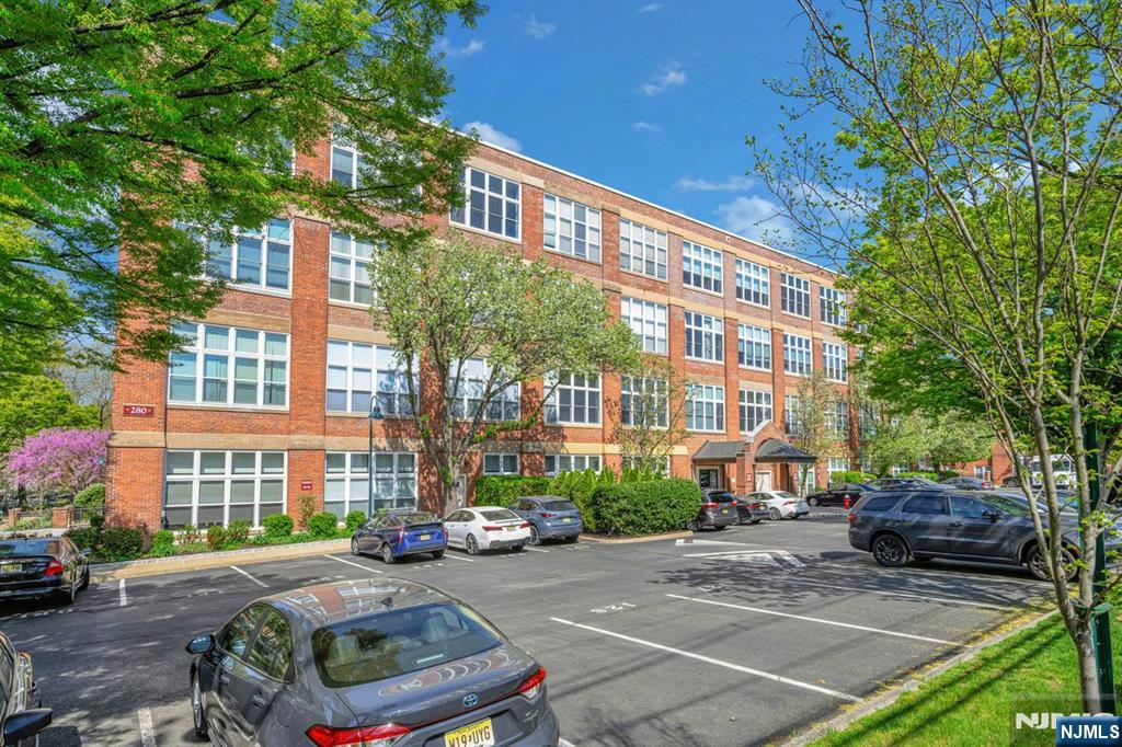 280 Main Street 103