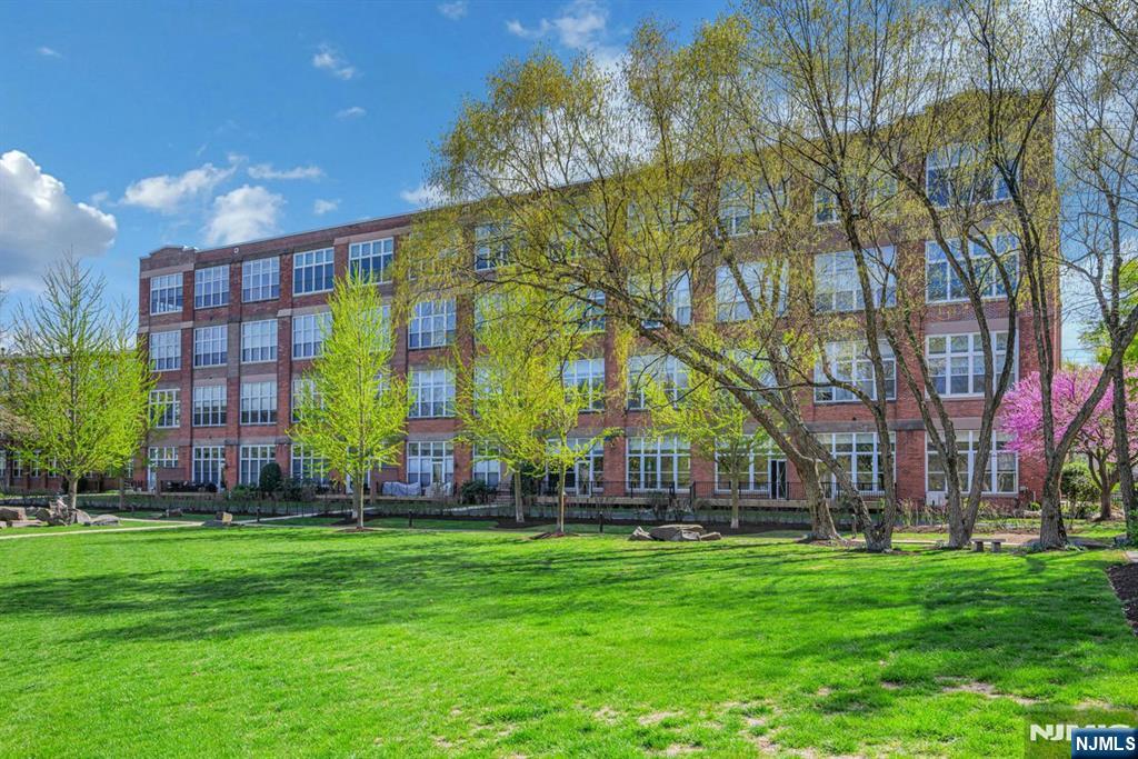 280 Main Street 103