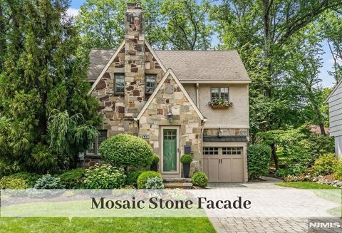 446 Upper Boulevard Ridgewood NJ 07450