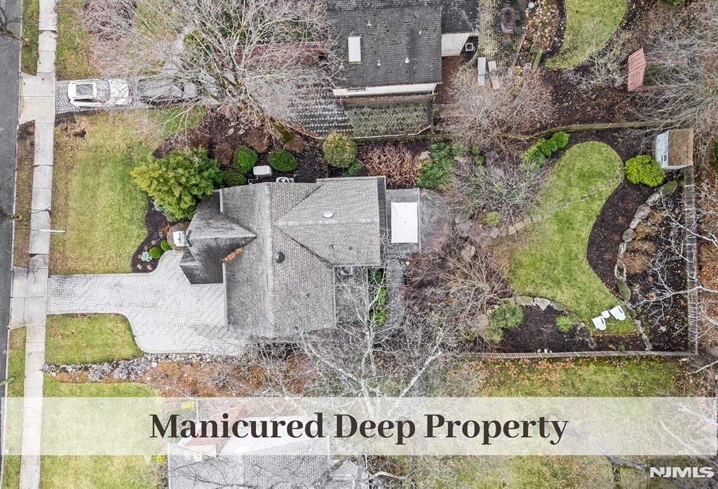 Photo of 446 Upper Boulevard, Ridgewood Village, NJ 07450 (MLS # 26006070)