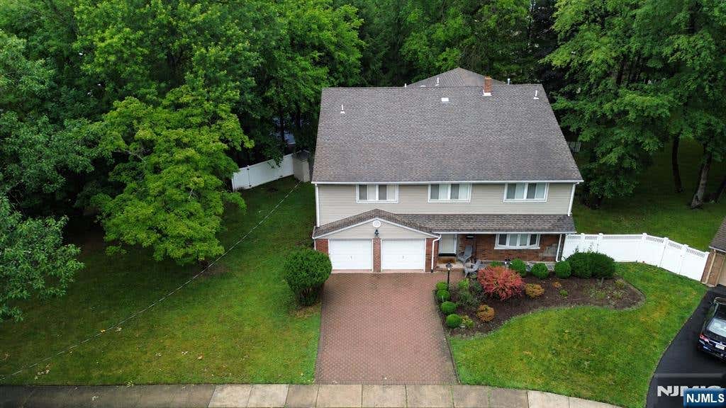 Photo of 1759 Lilbet Road, Teaneck, NJ 07666 (MLS # 26022215)