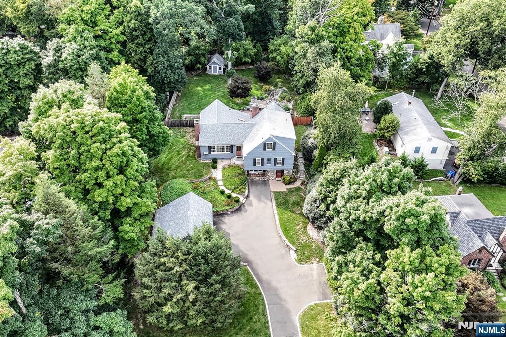 497 W Saddle River Road