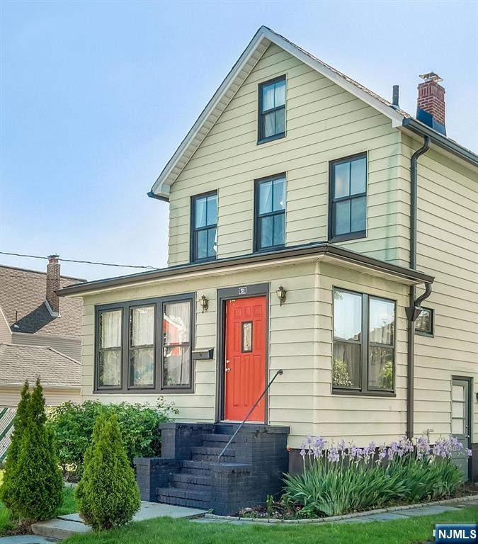 51 Maple Street