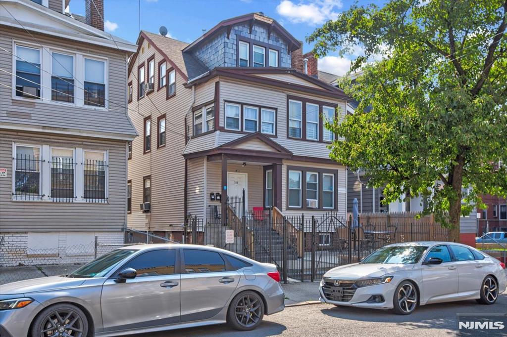 198-200 Shephard Avenue