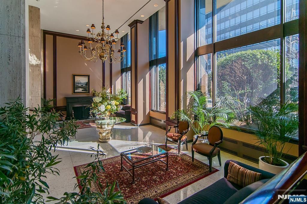 Photo of 2077 Center Avenue #7G, Fort Lee, NJ 07024 (MLS # 25041933)